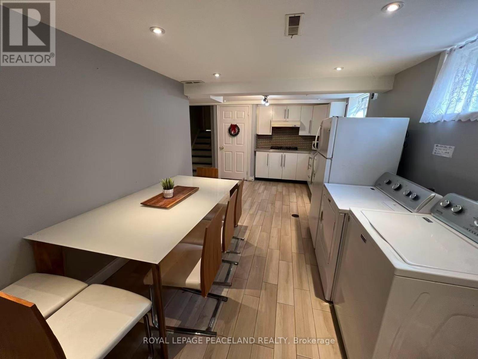 Lower - 95 Pineway Boulevard, Toronto, Ontario  M2H 1A7 - Photo 6 - C13516942