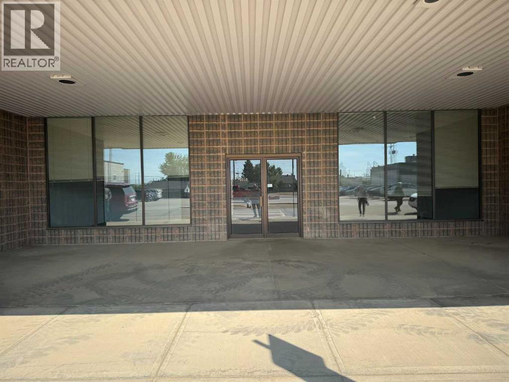 5010 54 Avenue, Grimshaw, Alberta  T0H 1W0 - Photo 1 - A2232376