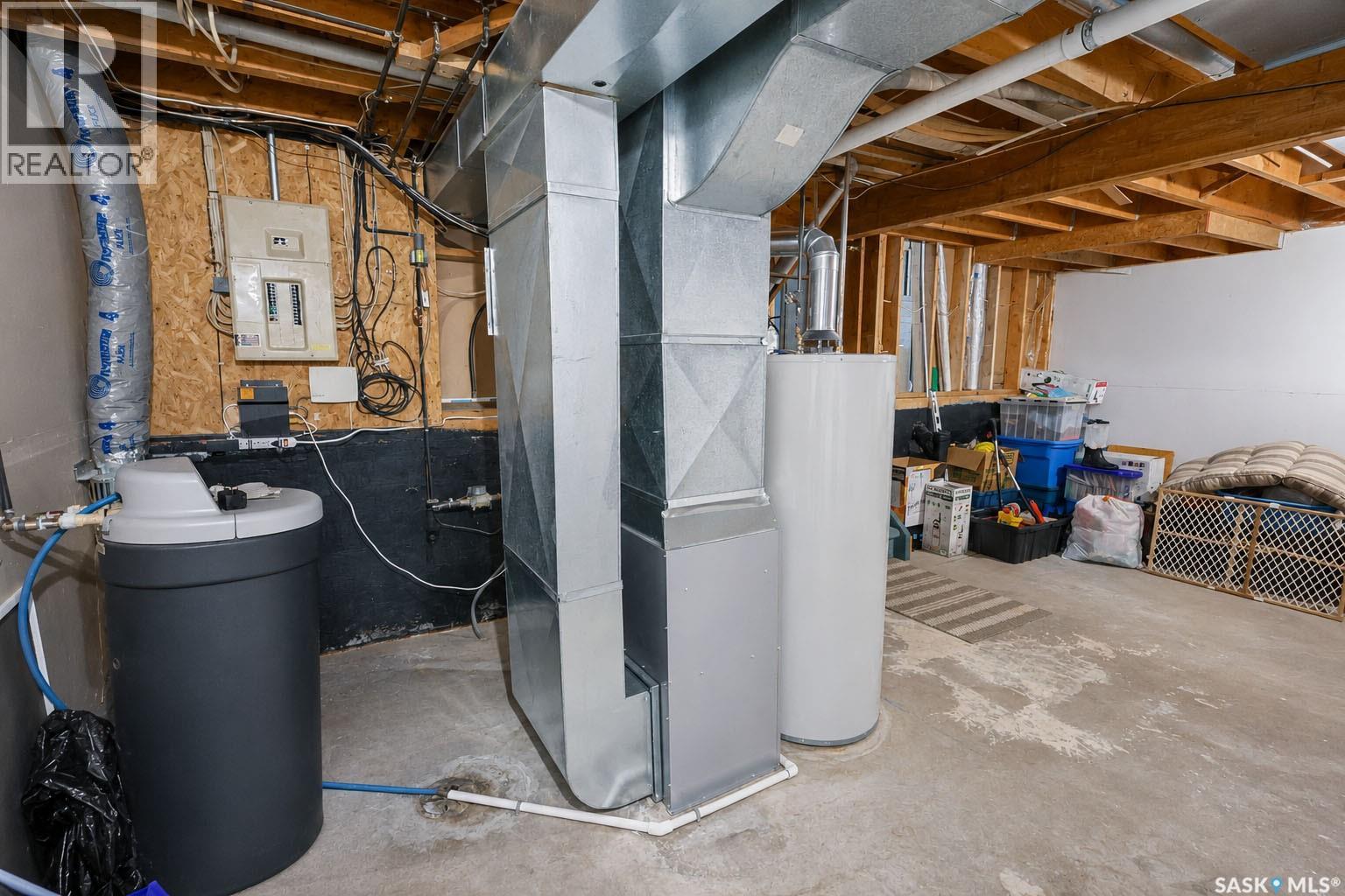 1611 Olive Diefenbaker Drive, Prince Albert, Saskatchewan  S6V 7V9 - Photo 17 - SK041162