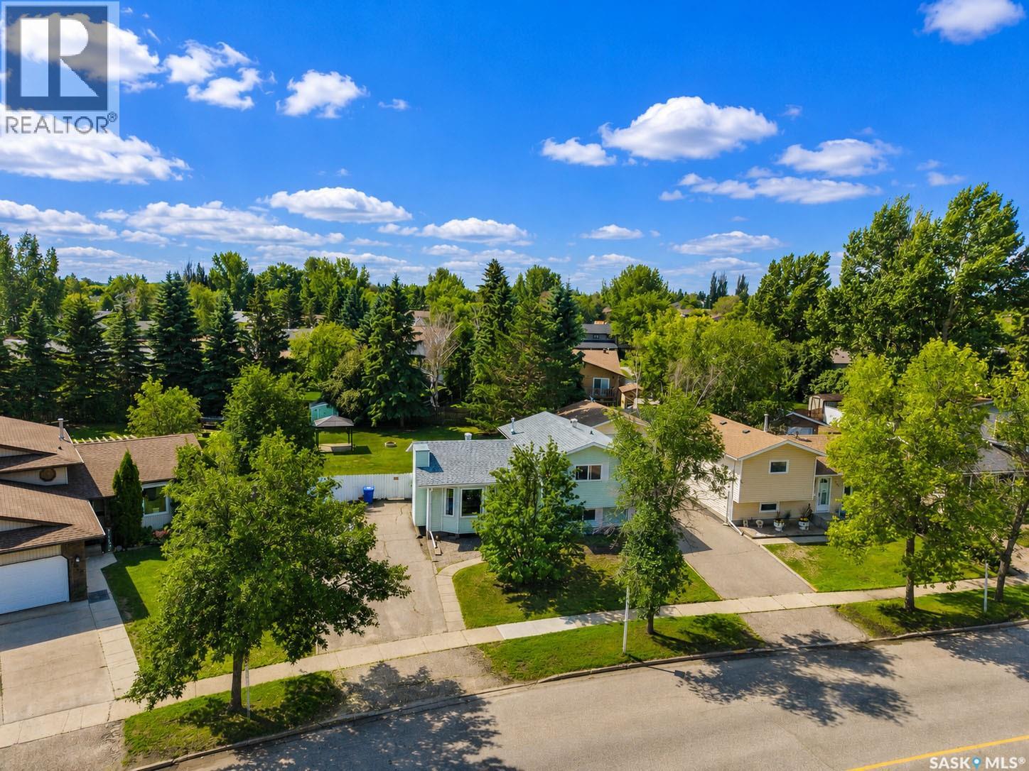 1611 Olive Diefenbaker Drive, Prince Albert, Saskatchewan  S6V 7V9 - Photo 28 - SK041162