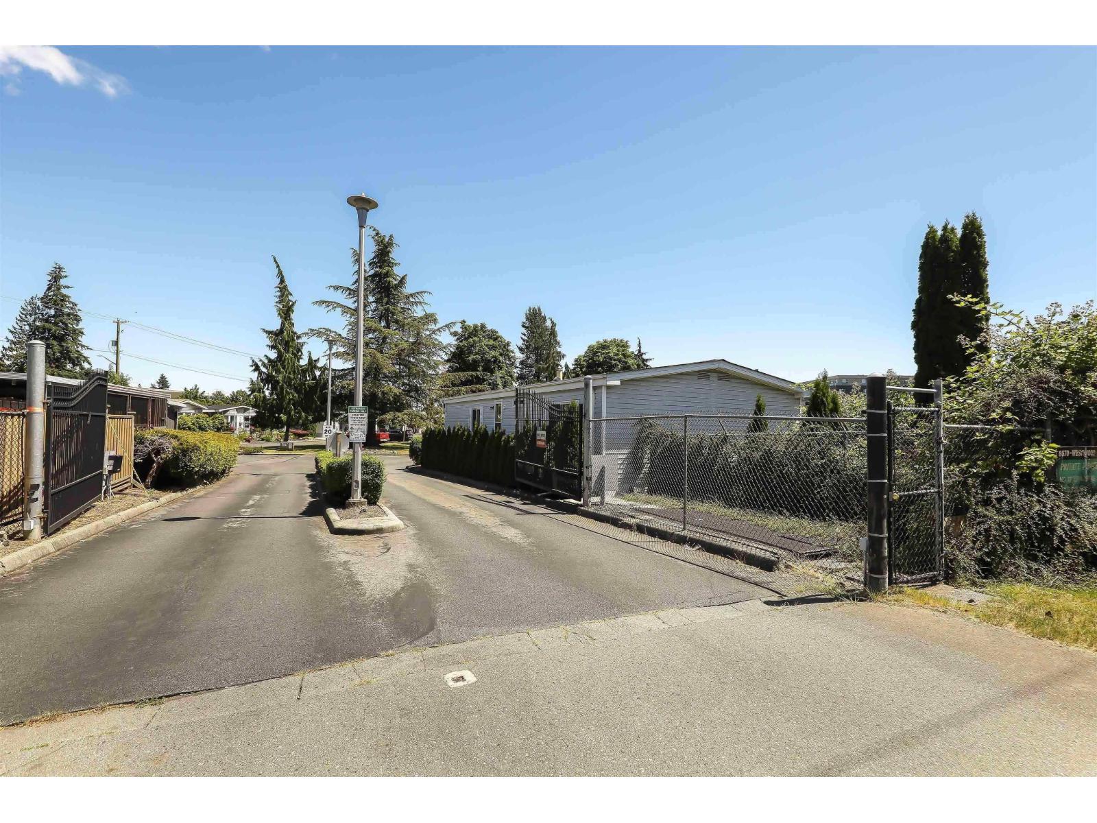 21 8670 156 STREET, surrey, British Columbia