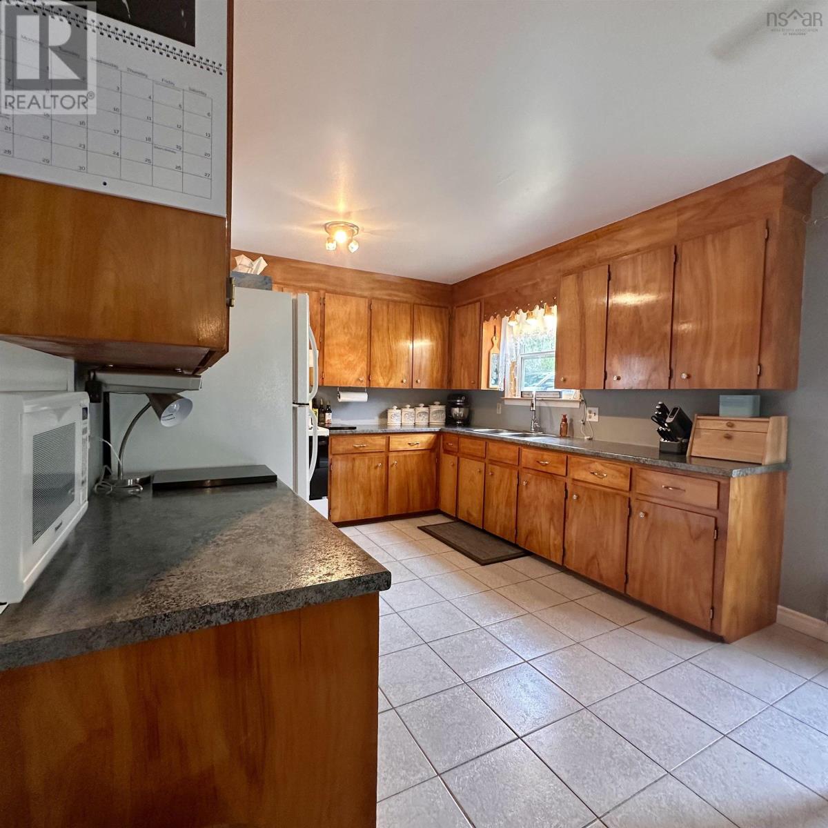 126 Wilkies Cove Road, Middle Lahave, Nova Scotia  B4V 2Y4 - Photo 5 - 202616452