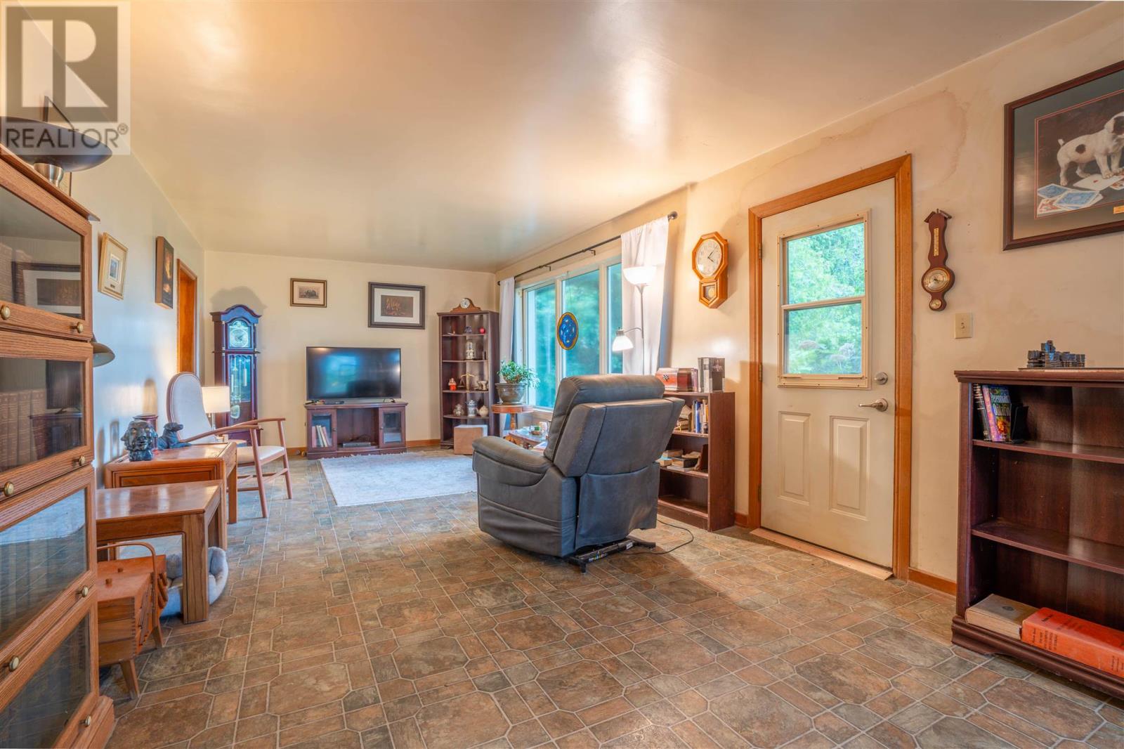 385 Lake George Rd E, Laird Township, Ontario  P0S 1C0 - Photo 10 - SM261682