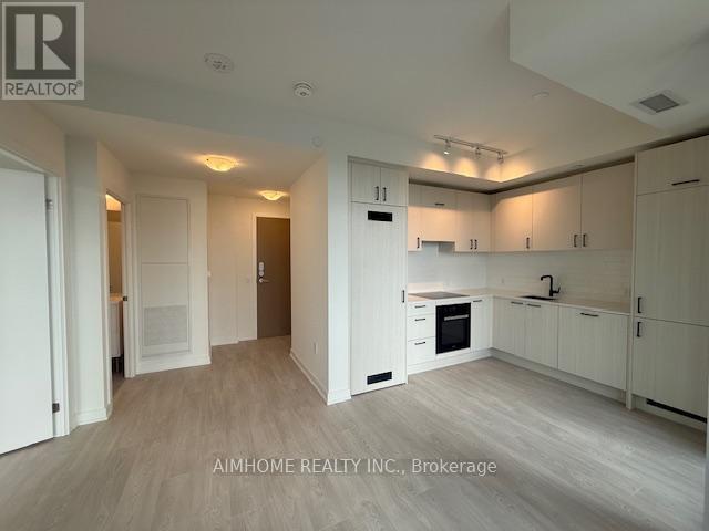 3304 - 5 Quarrington Lane, Toronto, Ontario M3C 0S5 - Photo 2 - C13472720