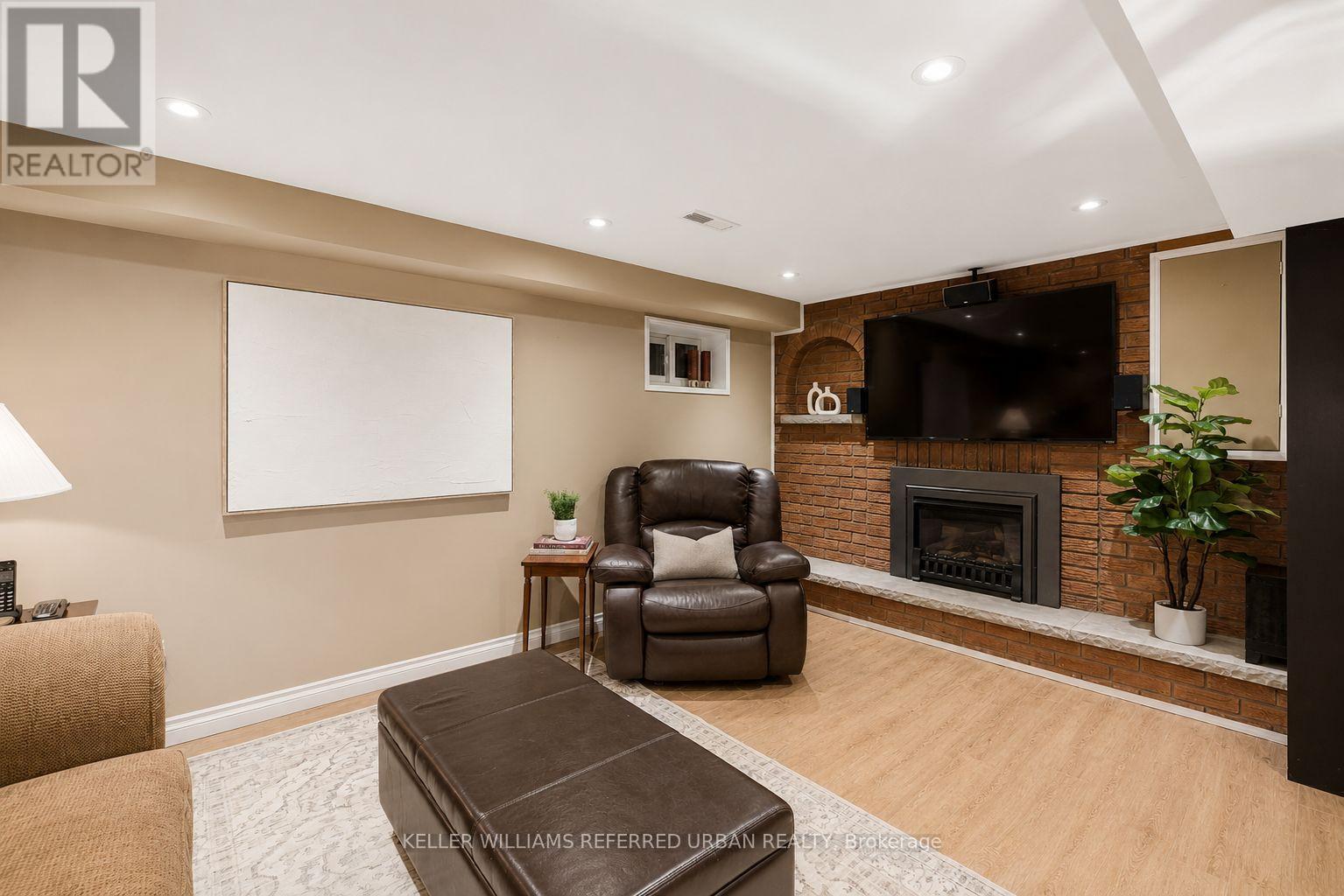 78 Springhead Gardens, Richmond Hill, Ontario  L4C 5B9 - Photo 40 - N13174504