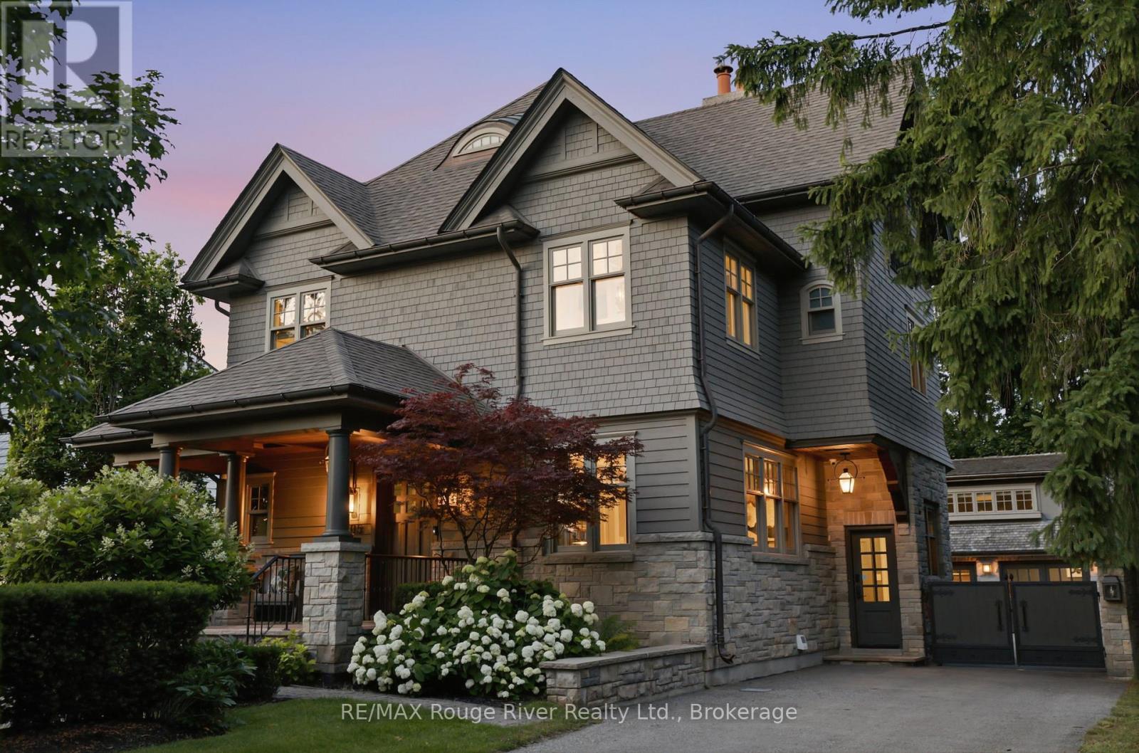 505 KING STREET, Whitby, Ontario