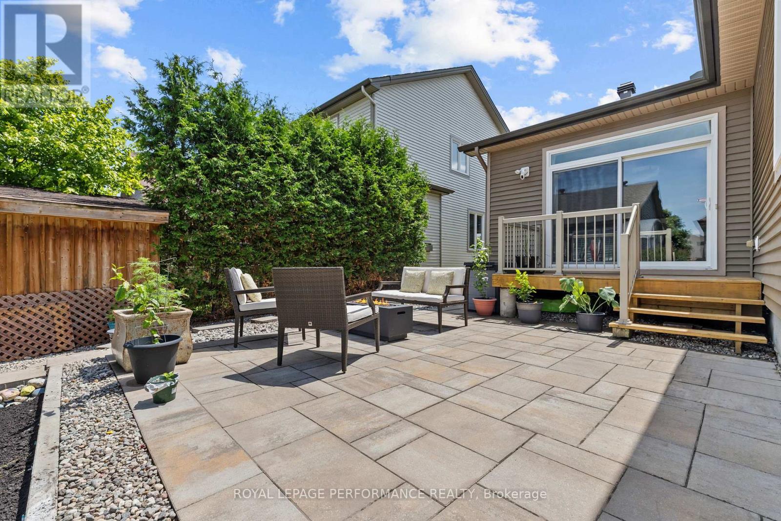 15 York Crossing, Russell, Ontario  K4R 0C4 - Photo 31 - X13248534