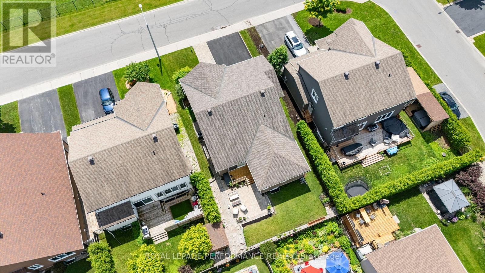 15 York Crossing, Russell, Ontario  K4R 0C4 - Photo 37 - X13248534