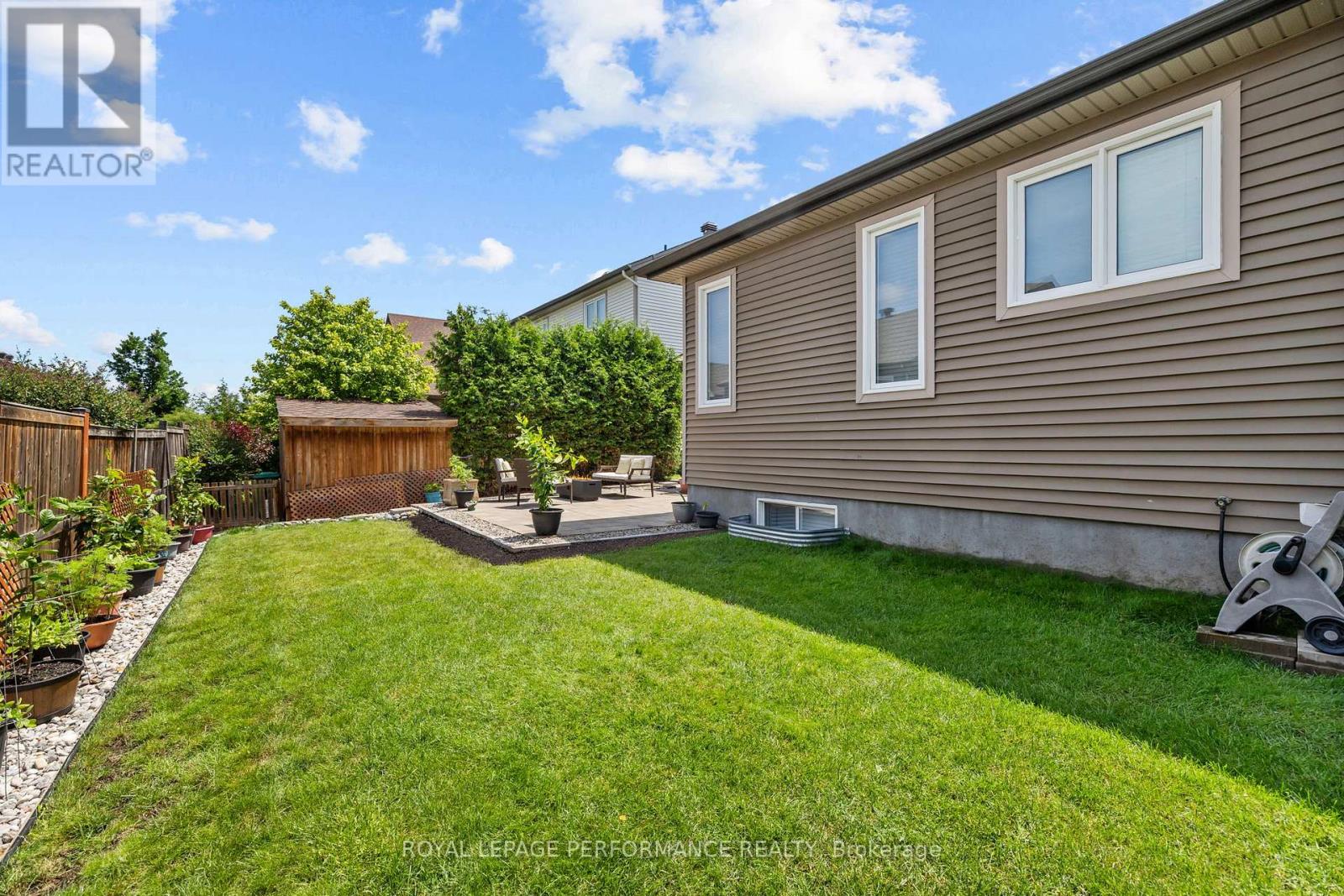 15 York Crossing, Russell, Ontario  K4R 0C4 - Photo 34 - X13248534