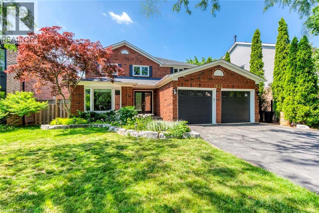 1633 Greenbriar Drive, Oakville, Ontario  L6M 1Y3 - Photo 2 - 40843902
