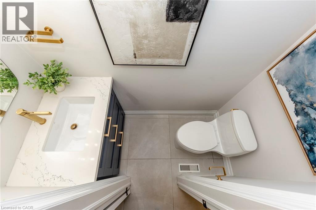 1633 Greenbriar Drive, Oakville, Ontario  L6M 1Y3 - Photo 20 - 40843902