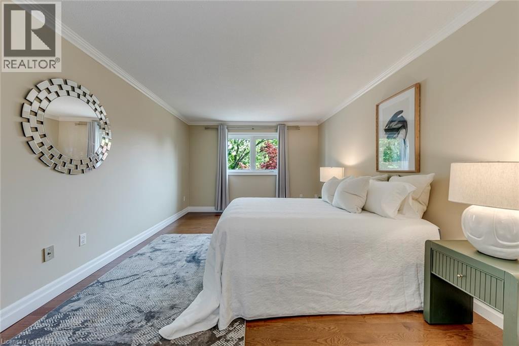 1633 Greenbriar Drive, Oakville, Ontario  L6M 1Y3 - Photo 23 - 40843902