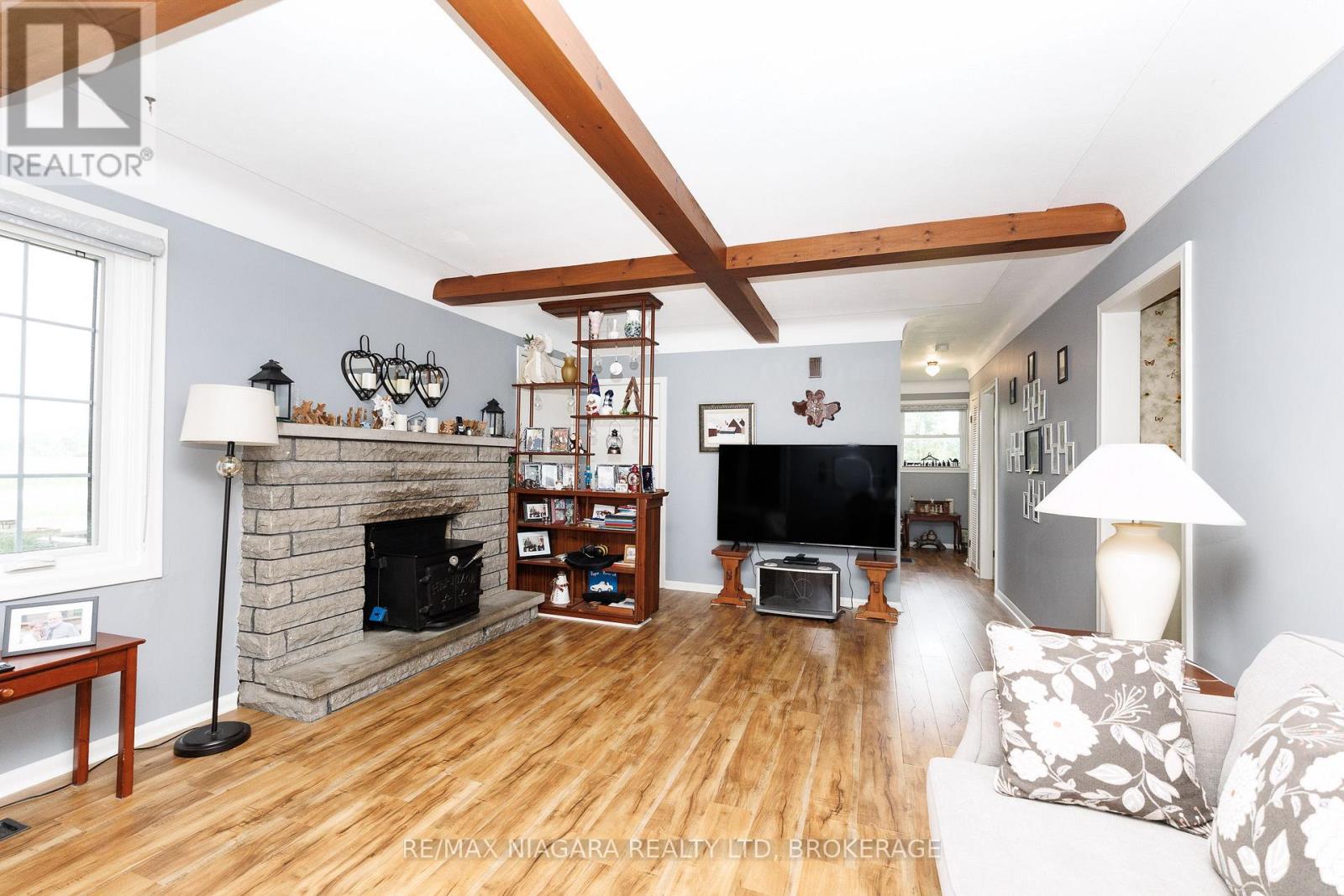 2561 Point Abino Road N, Fort Erie, Ontario L0S 1S0 - Photo 14 - X13519354