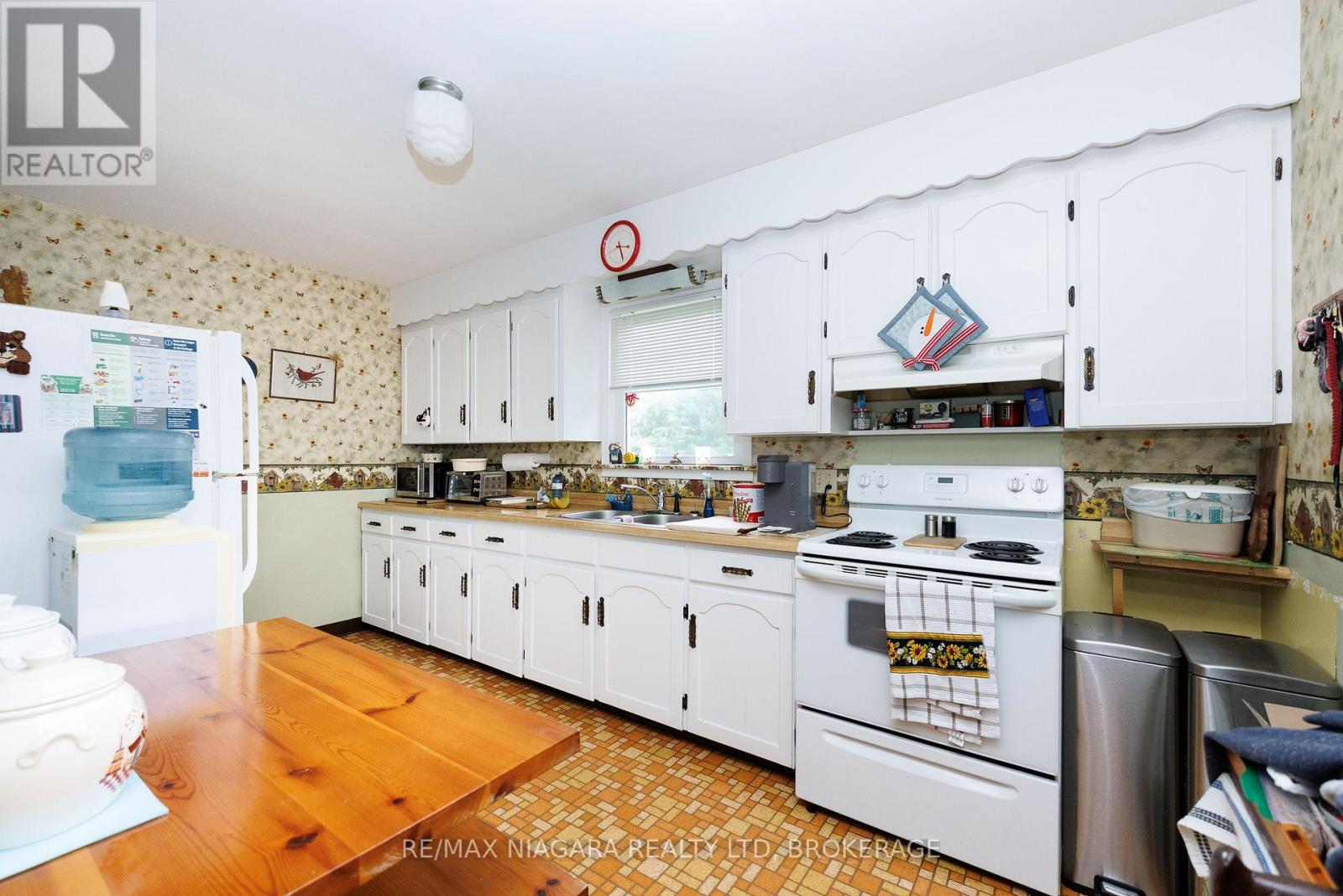 2561 Point Abino Road N, Fort Erie, Ontario L0S 1S0 - Photo 15 - X13519354