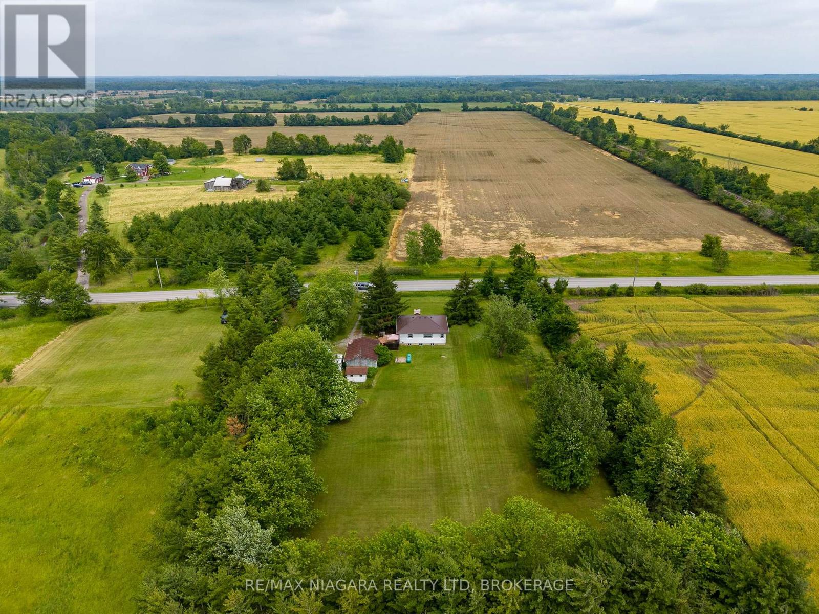 2561 Point Abino Road N, Fort Erie, Ontario L0S 1S0 - Photo 30 - X13519354