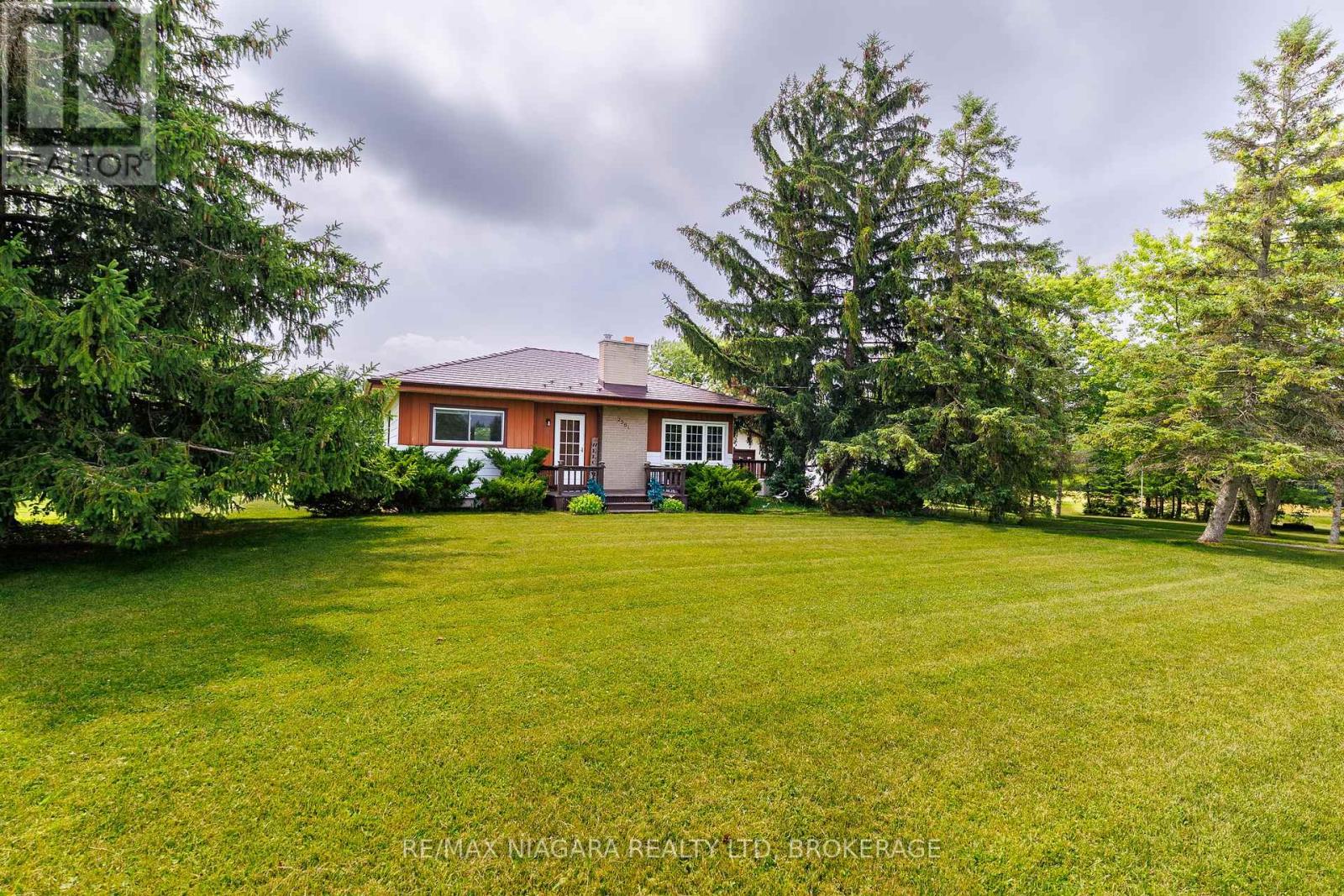 2561 Point Abino Road N, Fort Erie, Ontario L0S 1S0 - Photo 4 - X13519354