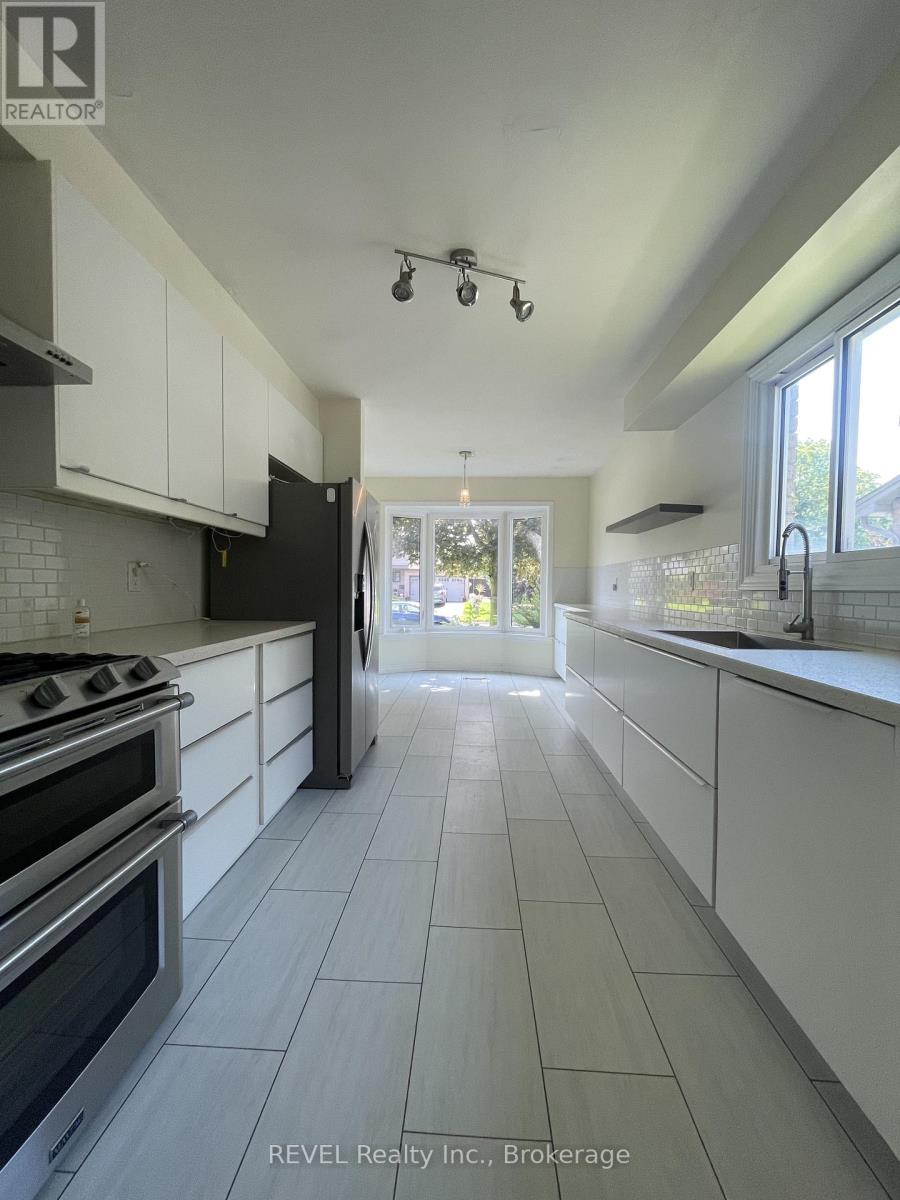 24 Rembrandt Drive, Grimsby, Ontario  L3M 5A1 - Photo 5 - X13519410