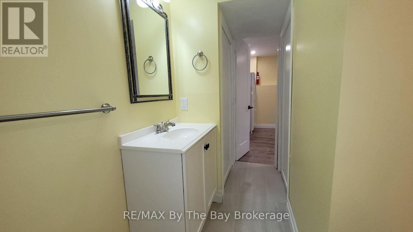 2 - 7 Harbour Crescent, Wasaga Beach, Ontario  L9Z 1G4 - Photo 8 - S13509688