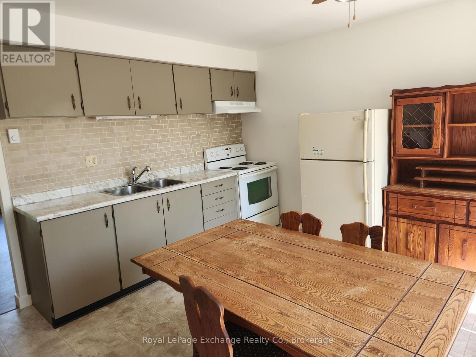 774 Andrew Malcolm Drive, Kincardine, Ontario  N2Z 1M7 - Photo 3 - X13519198