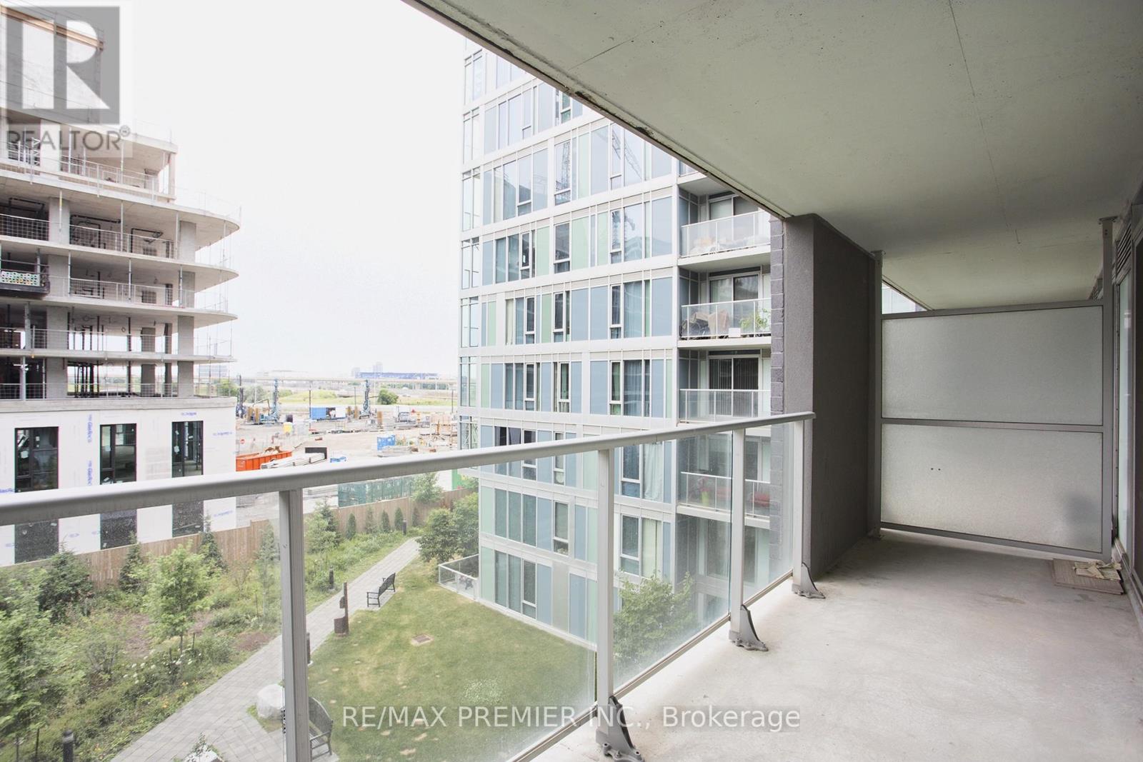 319w - 565 Wilson Avenue, Toronto, Ontario  M3H 0C6 - Photo 18 - C13519150