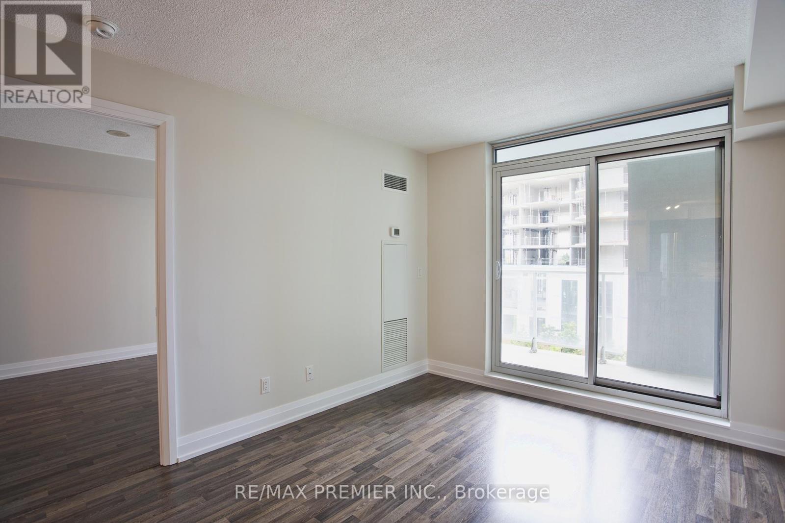 319w - 565 Wilson Avenue, Toronto, Ontario  M3H 0C6 - Photo 9 - C13519150