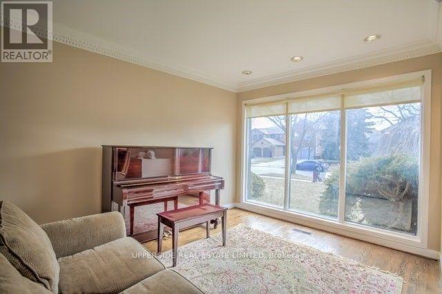252 Fisherville Road, Toronto, Ontario  M2R 3C5 - Photo 9 - C13519168