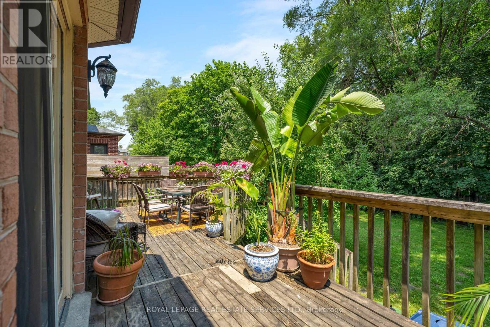 33 Lynnhaven Road, Toronto, Ontario  M6A 2K7 - Photo 46 - C13519300