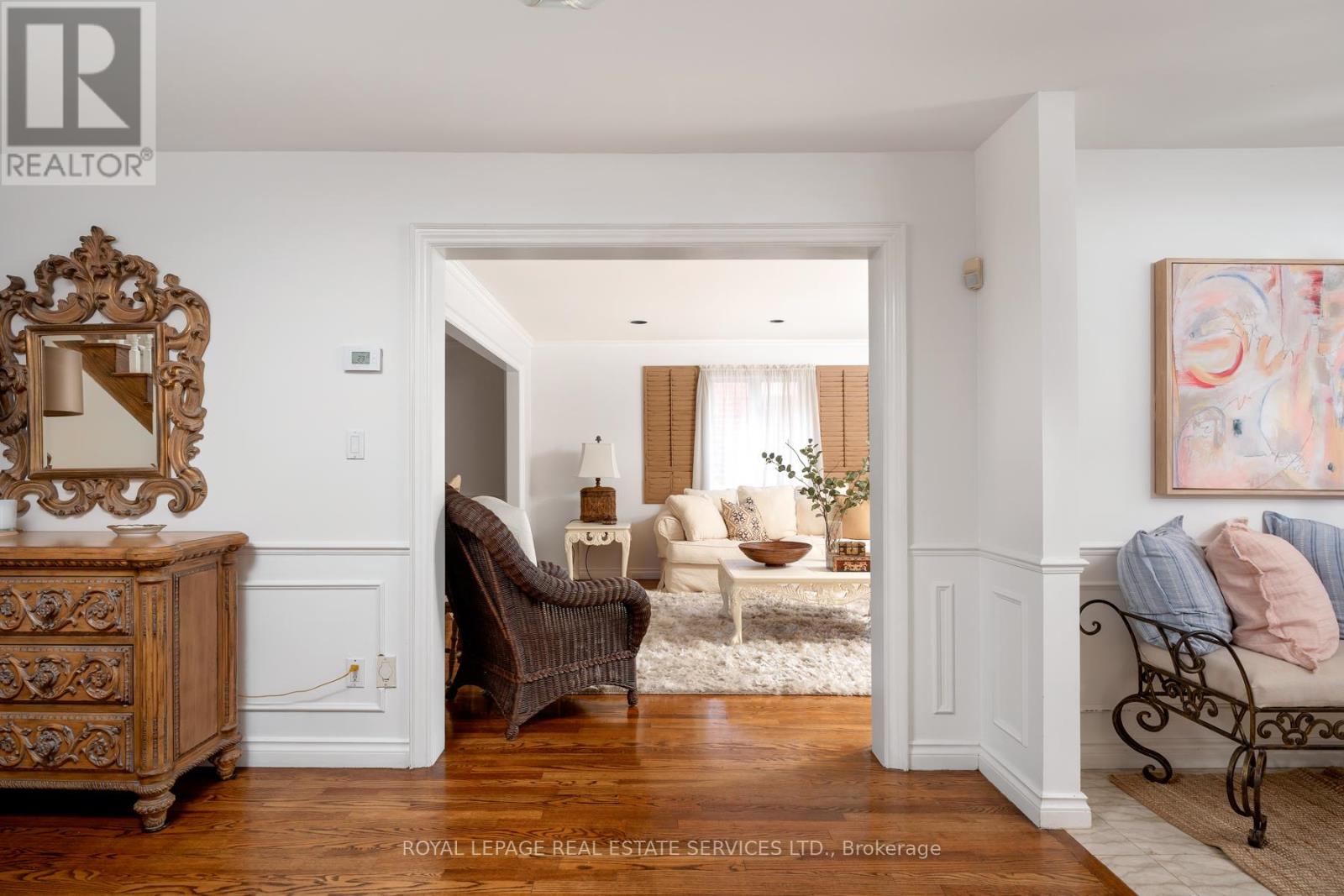 33 Lynnhaven Road, Toronto, Ontario  M6A 2K7 - Photo 6 - C13519300