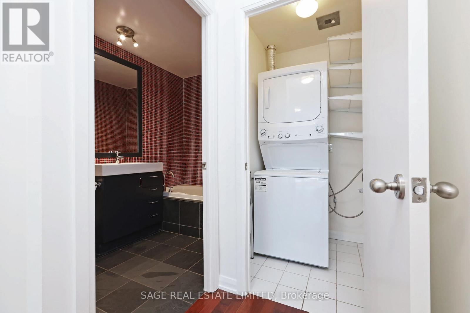 405 - 11 Soho Street, Toronto, Ontario  M5T 3L7 - Photo 14 - C13519384