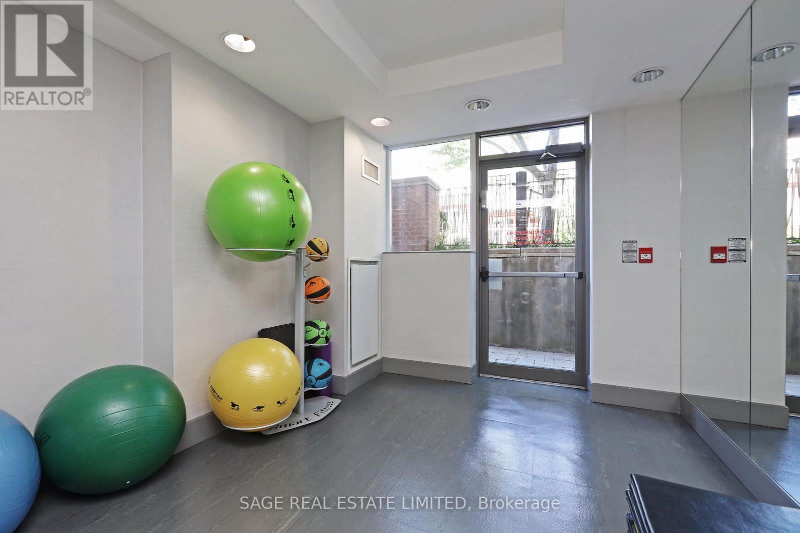 405 - 11 Soho Street, Toronto, Ontario  M5T 3L7 - Photo 17 - C13519384