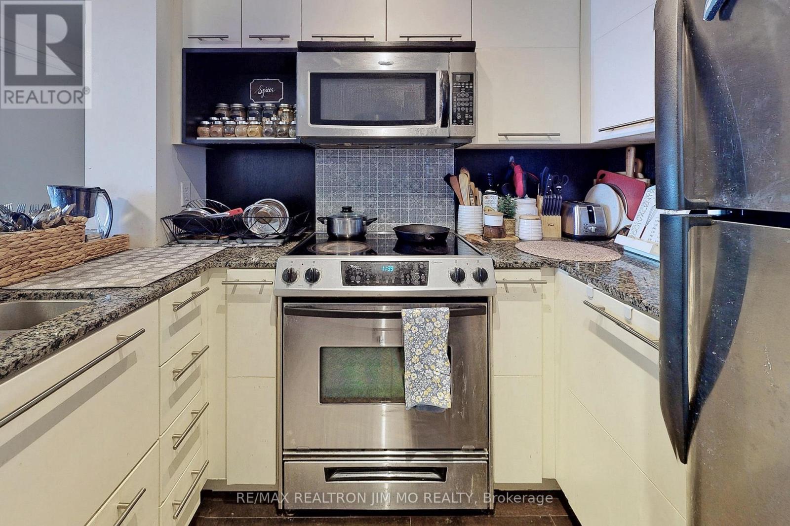 3809 - 21 Carlton Street, Toronto, Ontario  M5B 1L3 - Photo 8 - C13519394