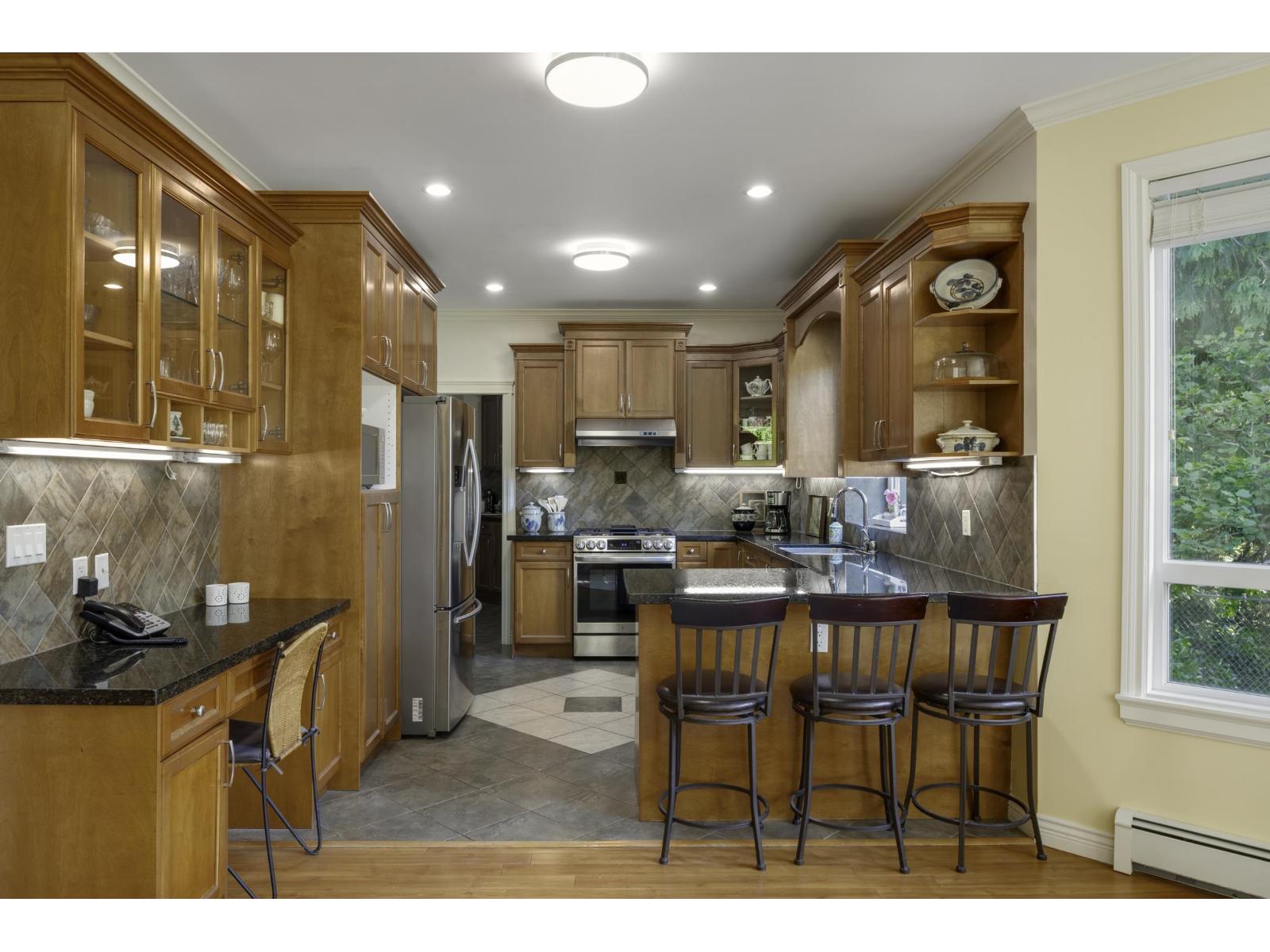 10172 159 Street, Surrey, British Columbia  V4N 5R5 - Photo 11 - R3142353