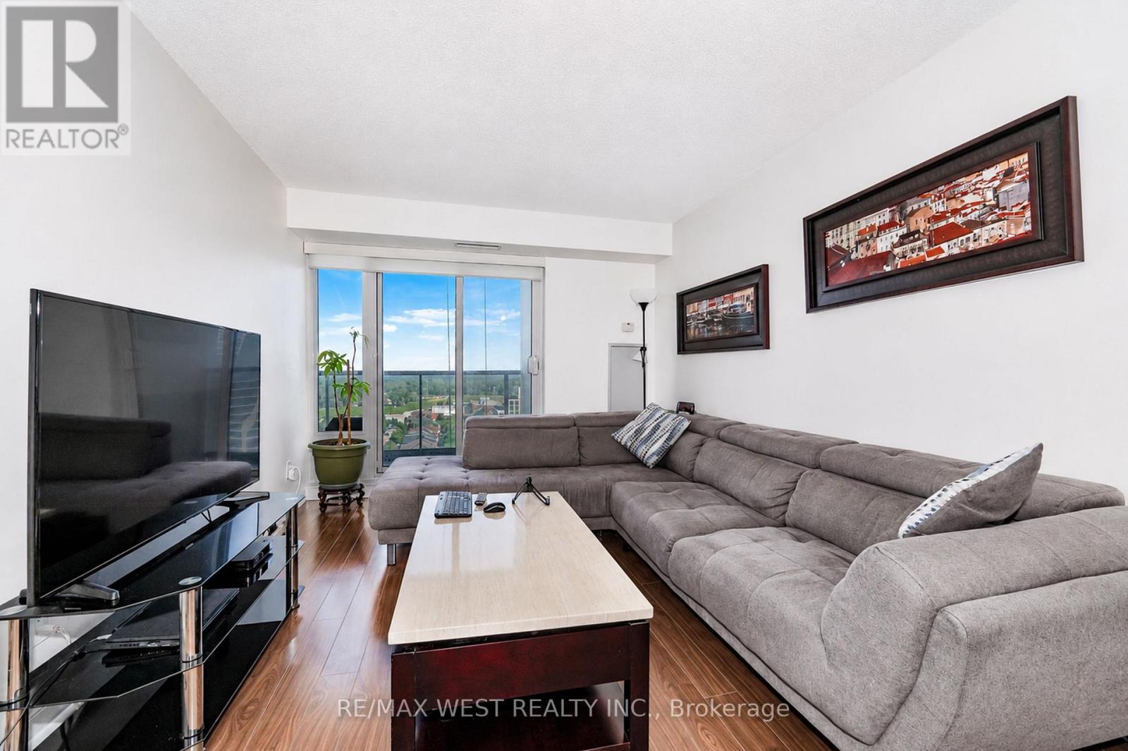 1808 - 7 North Park Road, Vaughan, Ontario  L4J 0C9 - Photo 4 - N13519290