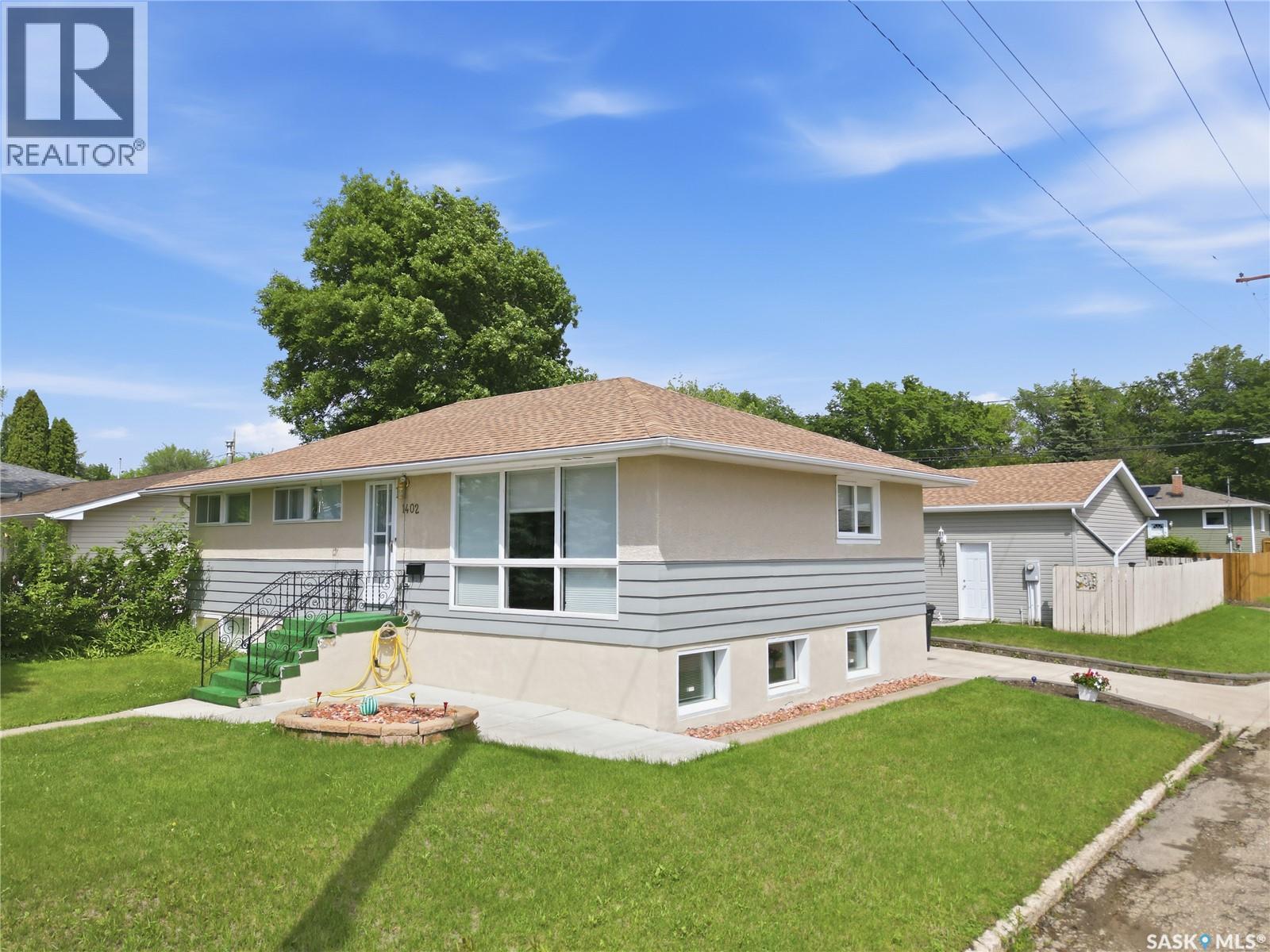 1402 93rd Street, North Battleford, Saskatchewan  S9A 0C1 - Photo 2 - SK041215