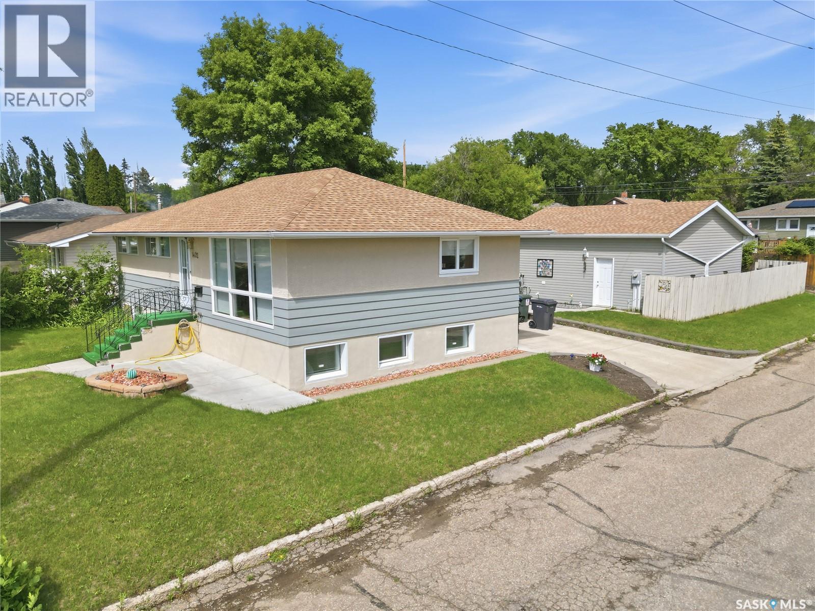 1402 93rd Street, North Battleford, Saskatchewan  S9A 0C1 - Photo 3 - SK041215