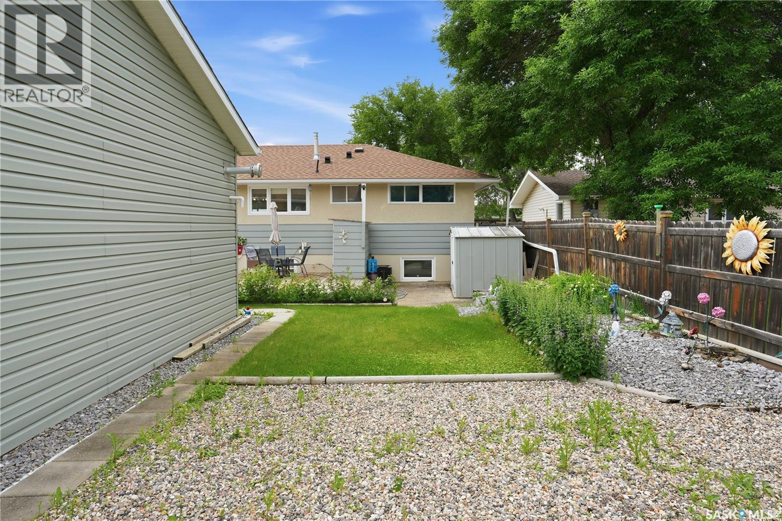 1402 93rd Street, North Battleford, Saskatchewan  S9A 0C1 - Photo 34 - SK041215