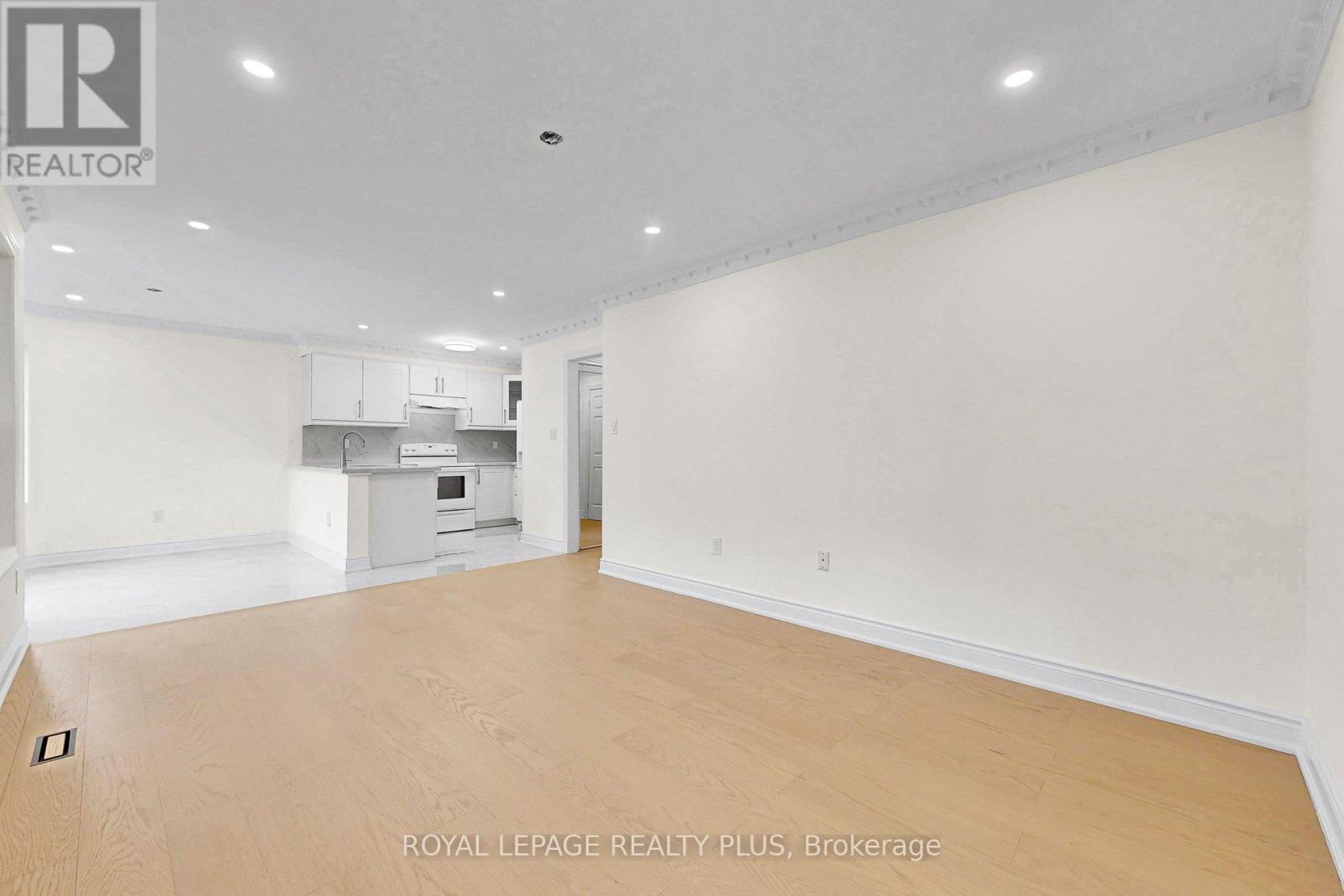 3249 Mcdowell Drive, Mississauga, Ontario L5M 6S4 - Photo 12 - W13519270