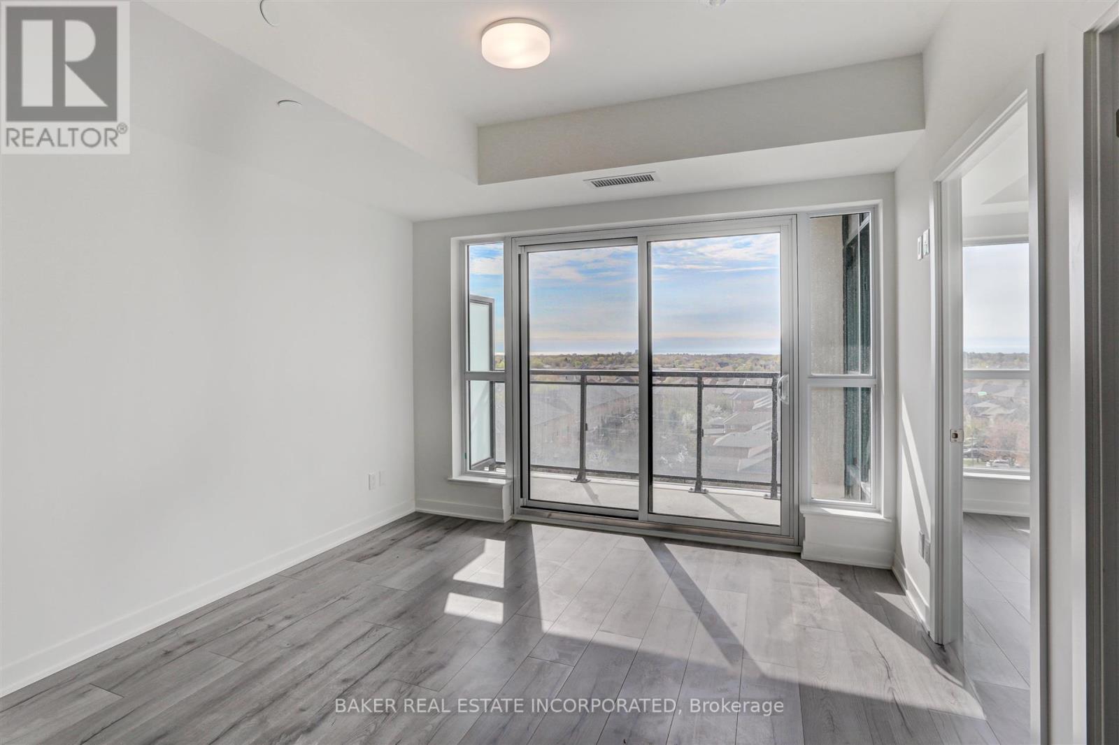619 - 405 Dundas Street W, Oakville, Ontario  L6M 5P9 - Photo 15 - W13519318