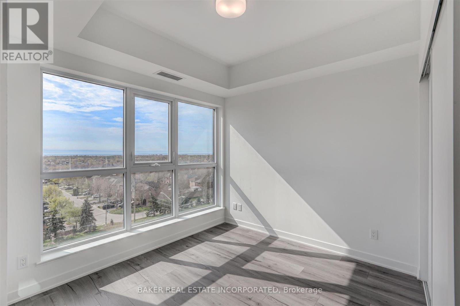 619 - 405 Dundas Street W, Oakville, Ontario  L6M 5P9 - Photo 24 - W13519318