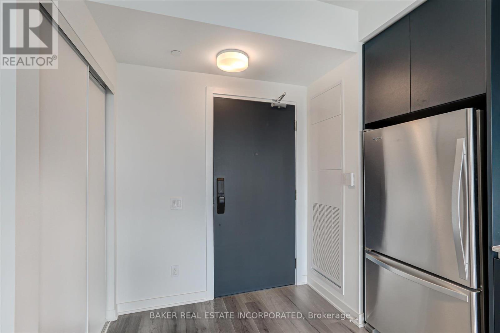 619 - 405 Dundas Street W, Oakville, Ontario  L6M 5P9 - Photo 5 - W13519318