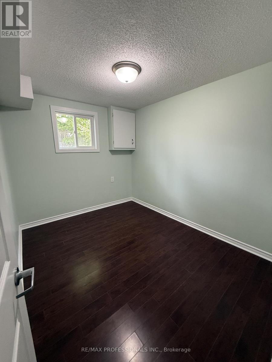 Basement - 23 Dunwich Place, Brampton, Ontario  L6T 1K3 - Photo 10 - W13519320