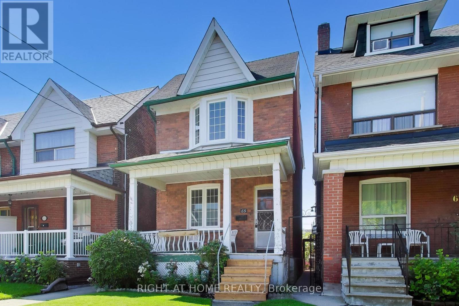 65 Millicent Street, Toronto, Ontario  M6H 1W3 - Photo 2 - W13519326