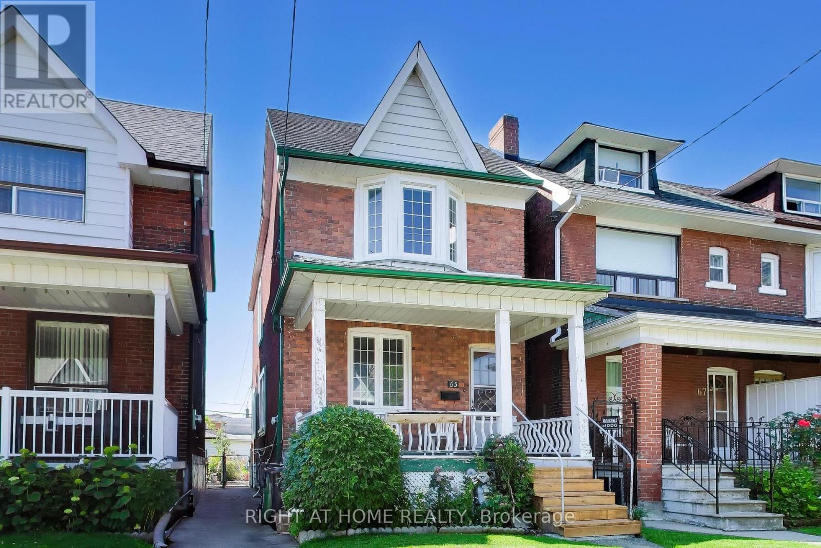 65 Millicent Street, Toronto, Ontario  M6H 1W3 - Photo 3 - W13519326