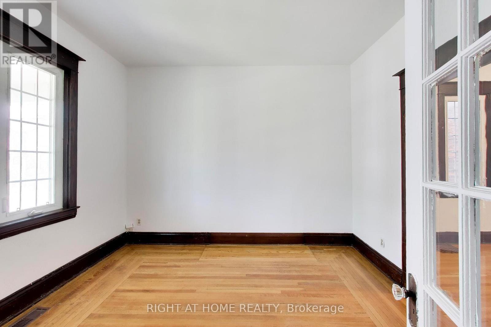 65 Millicent Street, Toronto, Ontario  M6H 1W3 - Photo 5 - W13519326