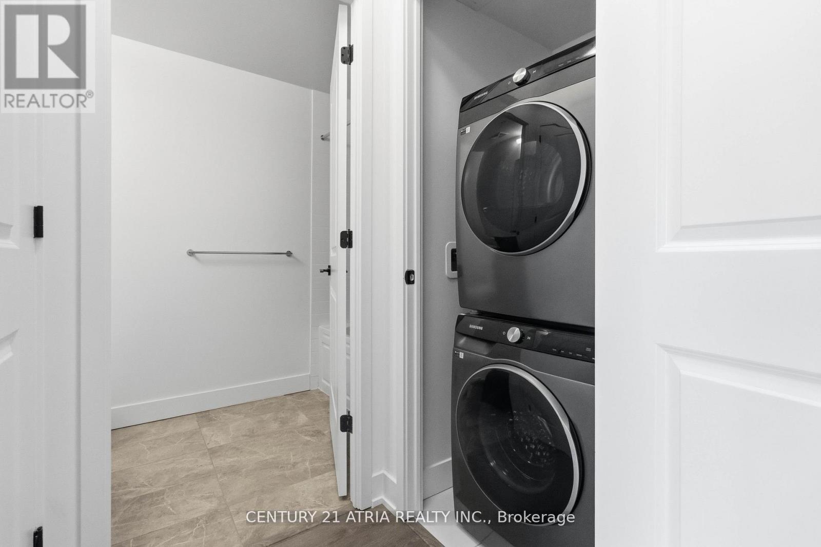 Ph811 - 2343 Khalsa Gate, Oakville, Ontario  L6M 5R6 - Photo 25 - W13519406