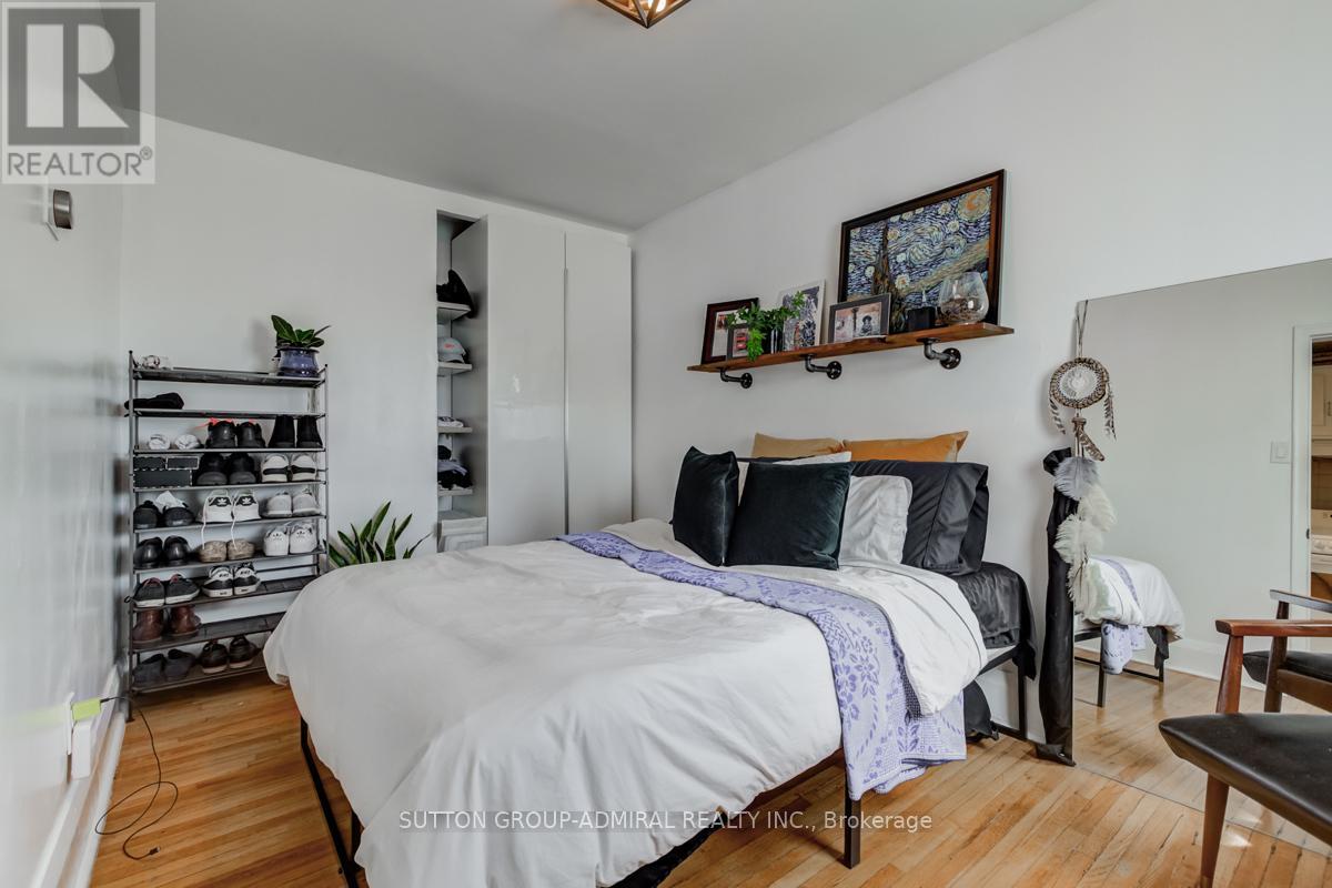 53 Pritchard Avenue, Toronto, Ontario  M6N 1T5 - Photo 14 - W13519418