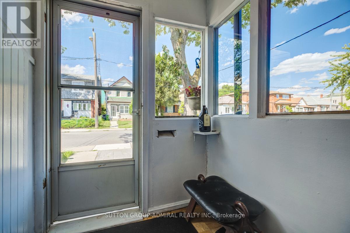 53 Pritchard Avenue, Toronto, Ontario  M6N 1T5 - Photo 23 - W13519418