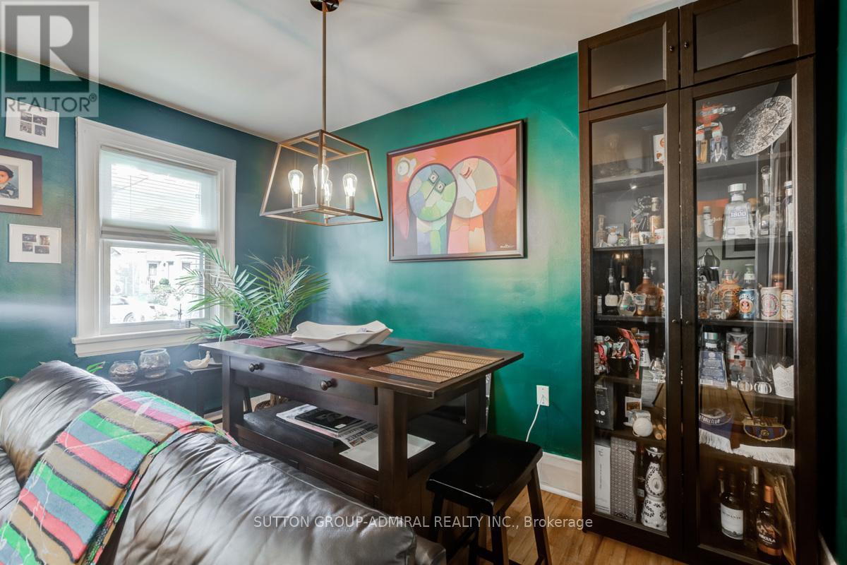 53 Pritchard Avenue, Toronto, Ontario  M6N 1T5 - Photo 9 - W13519418