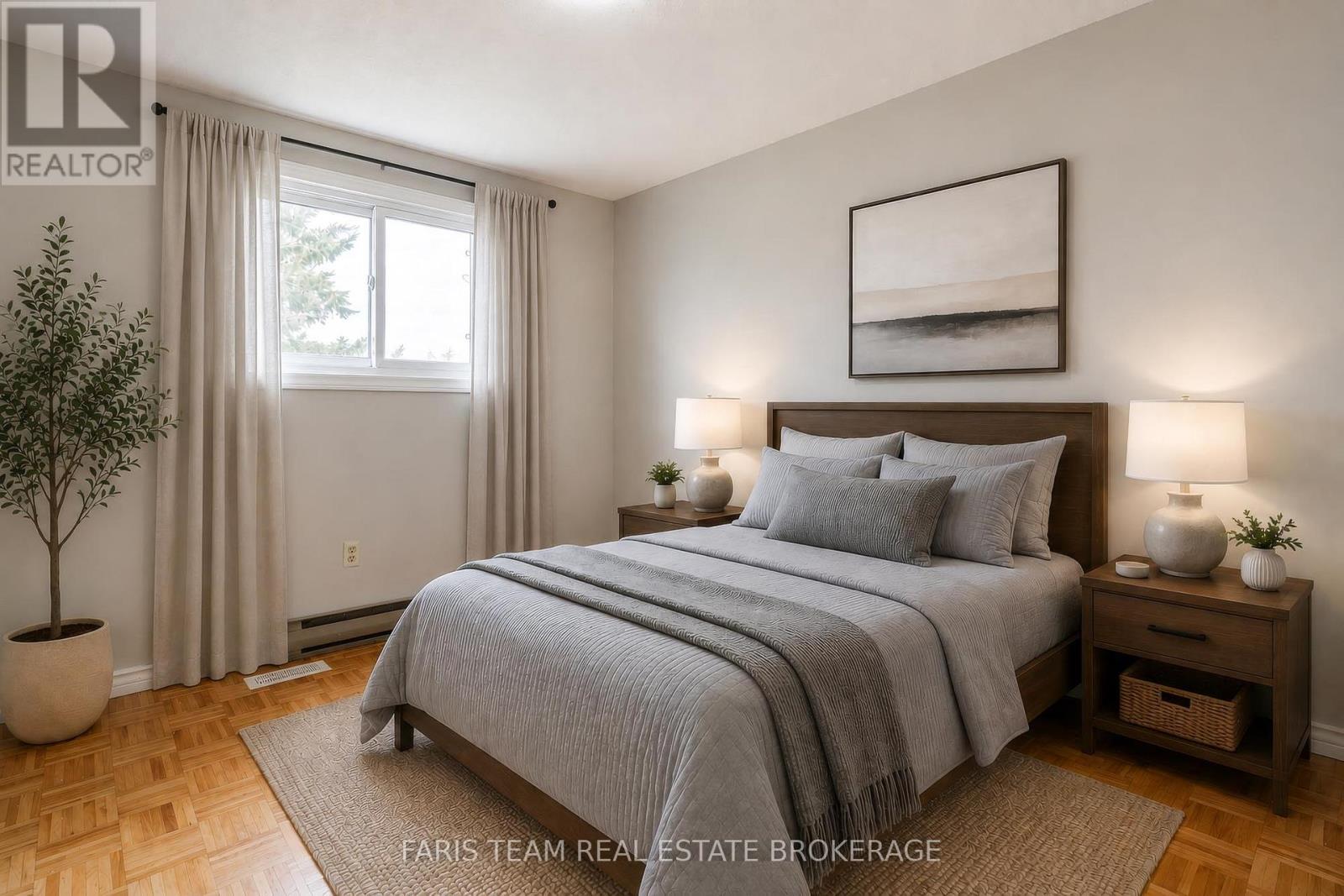 139 Burns Circle, Barrie, Ontario  L4N 5J8 - Photo 17 - S13495916