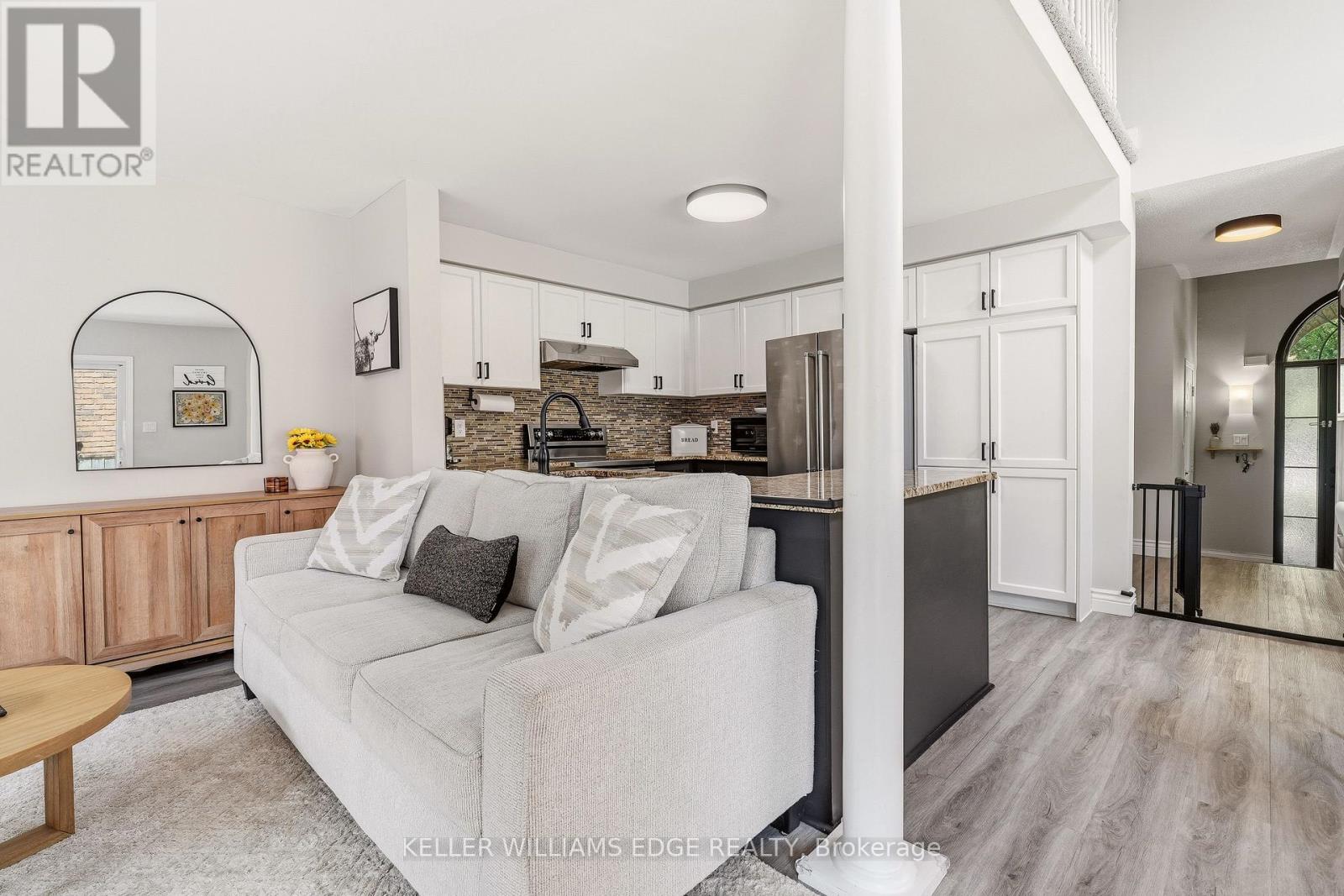 84 Rockhaven Lane, Hamilton, Ontario  L8B 0J2 - Photo 8 - X13519138